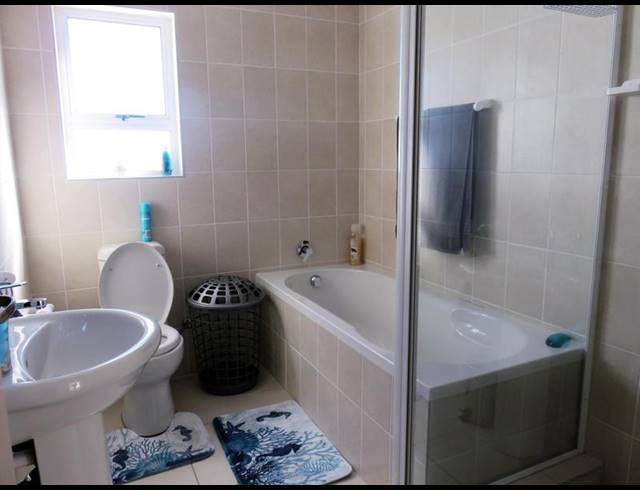 3 BEDROOM TOWNHOUSE FOR SALE IN LAAIPLEK